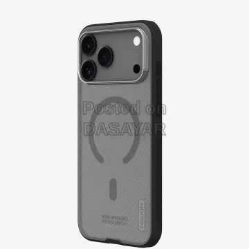 iPhone 17 Pro Max / 17 Pro Translucent Black case 2