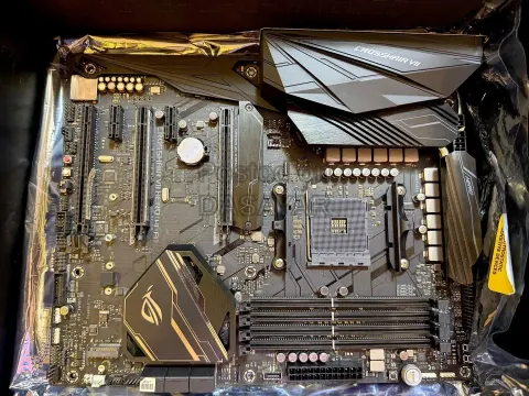 Asus X470 Crosshair Vii Hero WiFi rgb Motherboard 2