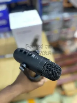 MU900 podcast microphone 4