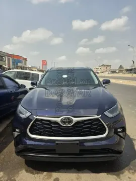 Toyota highlander XLE 2021 Model