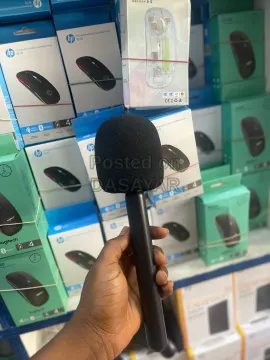 Lavalier microphone interview handle 4