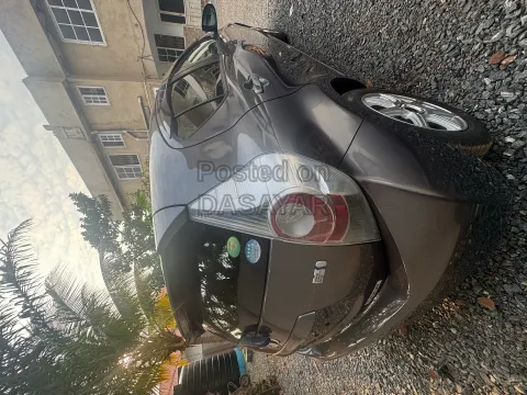 2013 TOYOTA AQUA 3