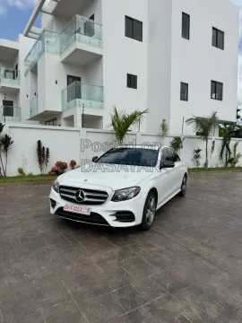 MERCEDES BENZ E300 4MATIC. FRESHLY CLEARED. 3