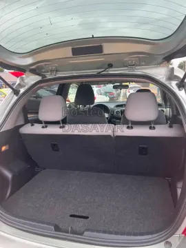 2012 TOYOTA VITZ 4WD 4
