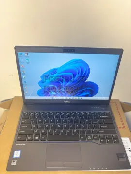 FUJITSU LIFEBOOK  13 CORE I7 TOUCH 2