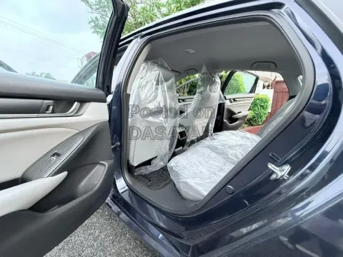 Honda Accord 2020 LX 2