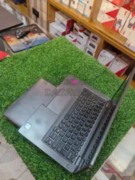 Dell Latitude 5400 Laptop 2