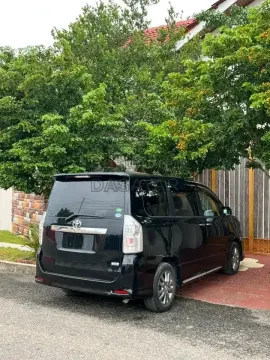 Toyota voxy for sale 3