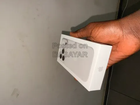 18 PRO MAX 256GB 4