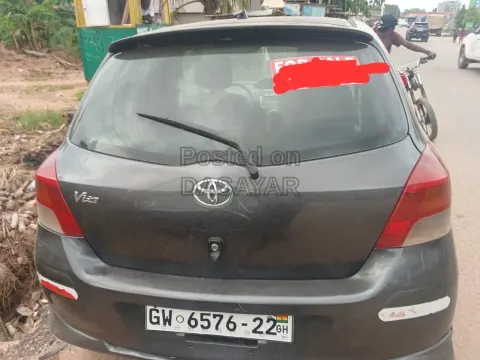 Toyota Vitz 4